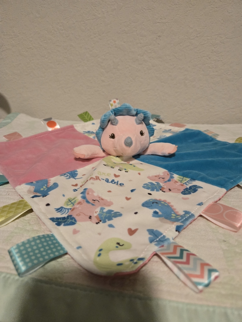Mary Meyers Taggies Sensory Security Blanket Lovey.